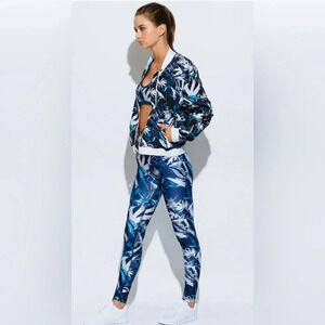 We Are Handsome CORIOLIS ACTIVE TRACK JACKET Size Medium